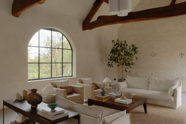 WESTWOOD POYNINGS, BN45 - SHOOTFACTORY - OTHER UK HOUSES