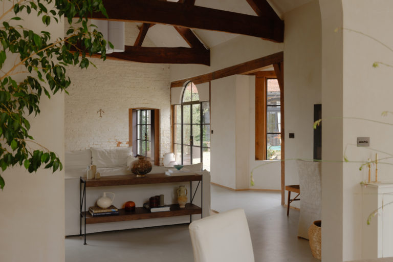 WESTWOOD POYNINGS, BN45 - SHOOTFACTORY - OTHER UK HOUSES
