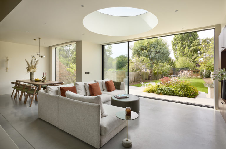 WOODSIDE, LONDON - N6 - SHOOTFACTORY - LONDON HOUSES