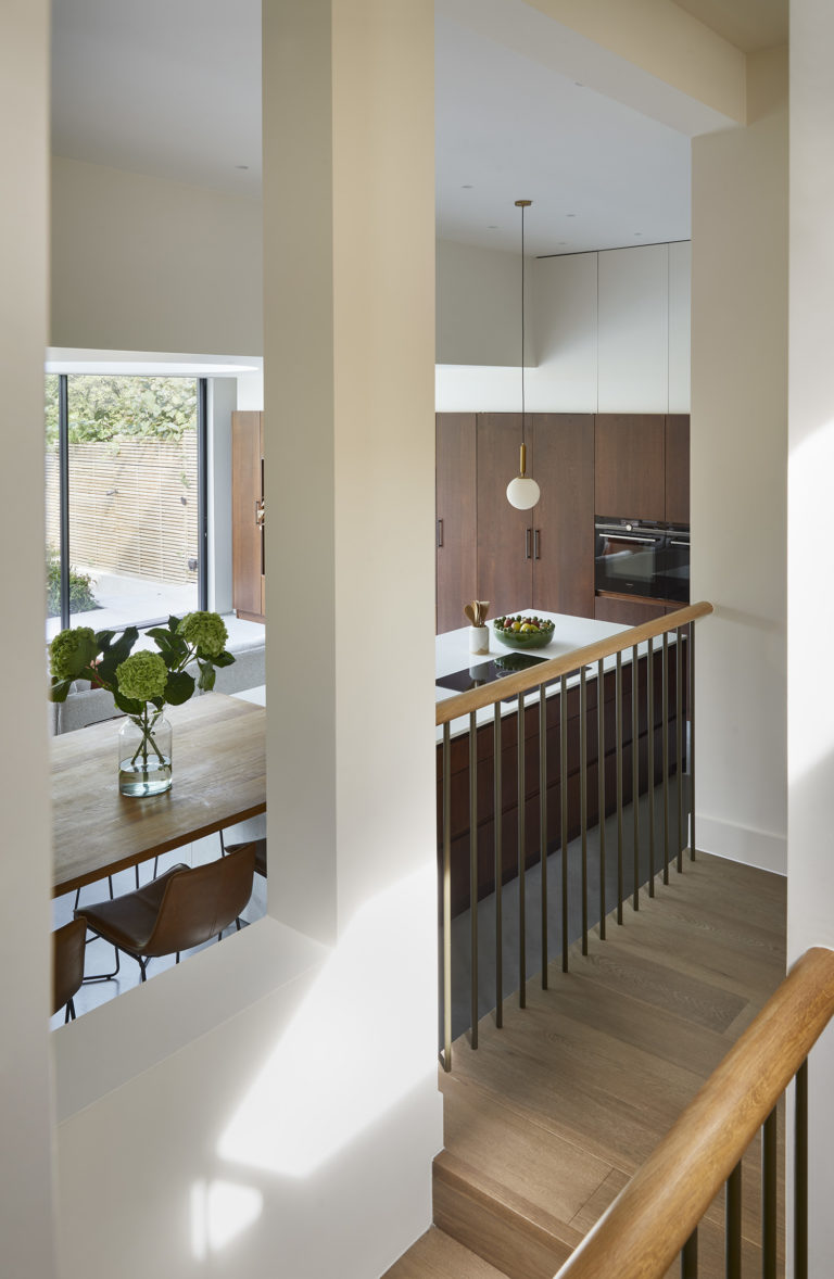 WOODSIDE, LONDON - N6 - SHOOTFACTORY - LONDON HOUSES