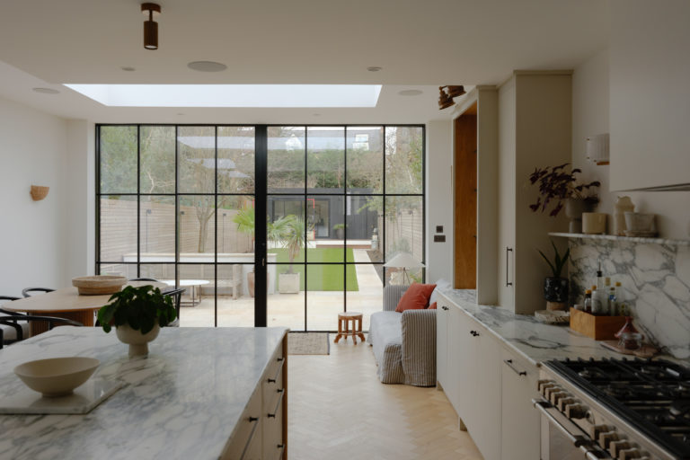 HENDHAM LONDON, SW17 - SHOOTFACTORY - LONDON HOUSES