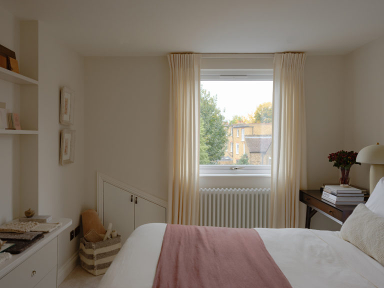 PALMER LONDON, W4 - SHOOTFACTORY - LONDON HOUSES