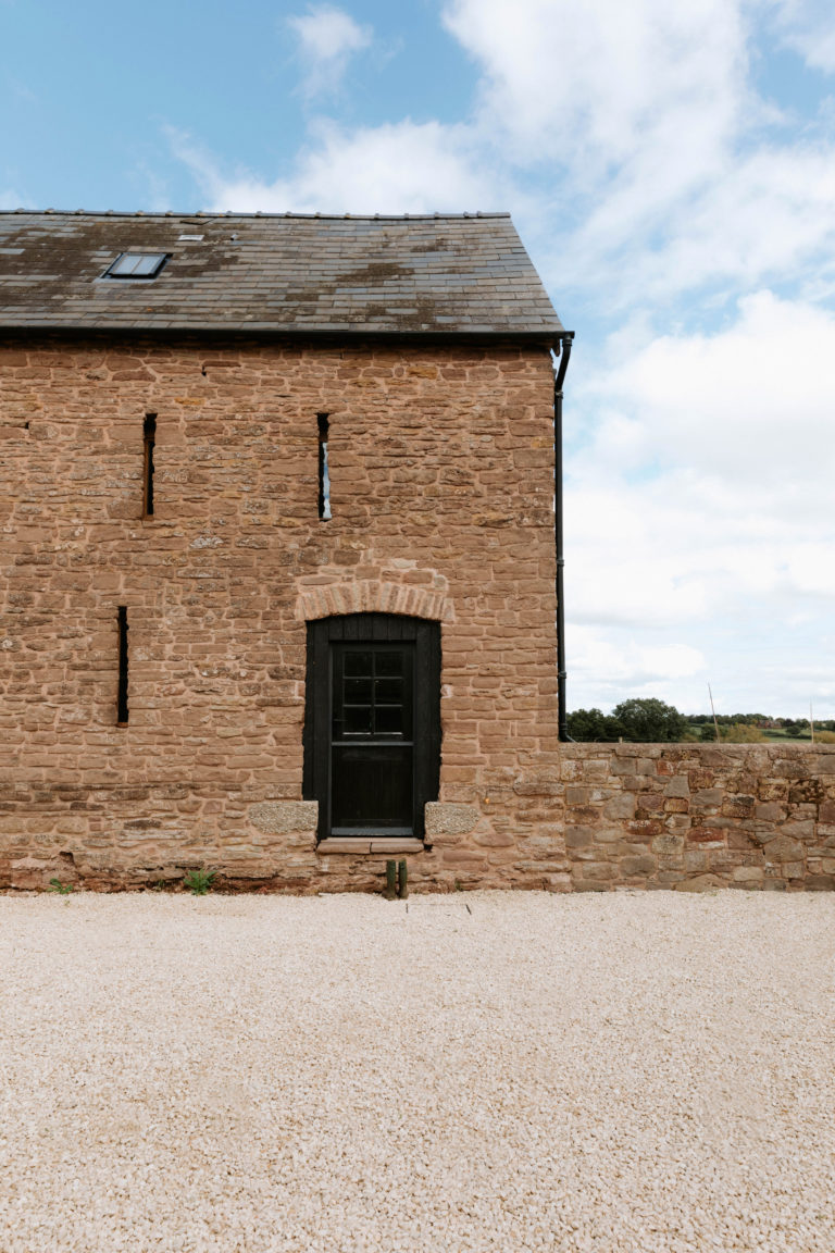 THE DIARY HEREFORDSHIRE, HR2 - SHOOTFACTORY - OTHER UK HOUSES