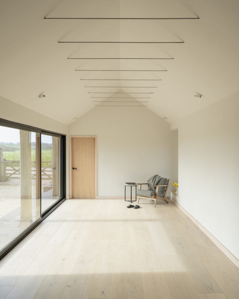 THE DIARY HEREFORDSHIRE, HR2 - SHOOTFACTORY - OTHER UK HOUSES