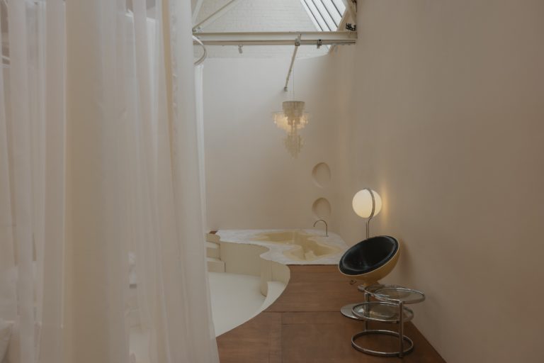 LUNAR, LONDON, E17 - SHOOTFACTORY - QUIRKY & UNUSUAL LOCATIONS