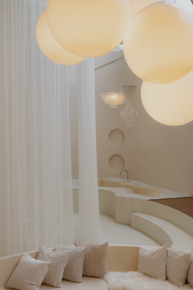 LUNAR, LONDON, E17 - SHOOTFACTORY - QUIRKY & UNUSUAL LOCATIONS