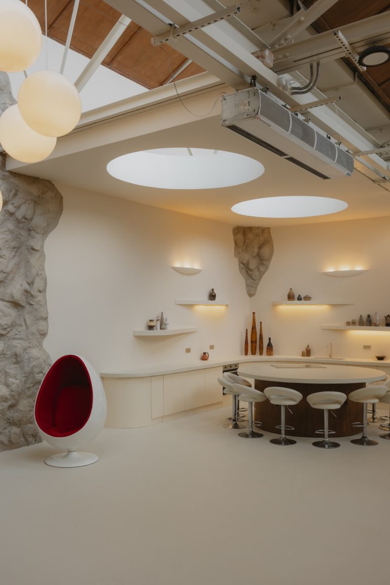 LUNAR, LONDON, E17 - SHOOTFACTORY - QUIRKY & UNUSUAL LOCATIONS