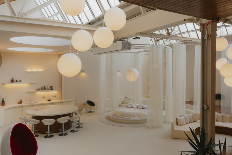 LUNAR, LONDON, E17 - SHOOTFACTORY - QUIRKY & UNUSUAL LOCATIONS
