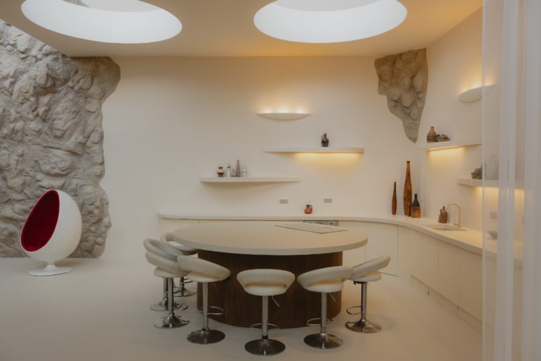 LUNAR, LONDON, E17 - SHOOTFACTORY - QUIRKY & UNUSUAL LOCATIONS