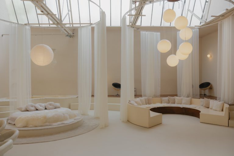 LUNAR, LONDON, E17 - SHOOTFACTORY - QUIRKY & UNUSUAL LOCATIONS