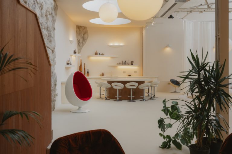 LUNAR, LONDON, E17 - SHOOTFACTORY - QUIRKY & UNUSUAL LOCATIONS