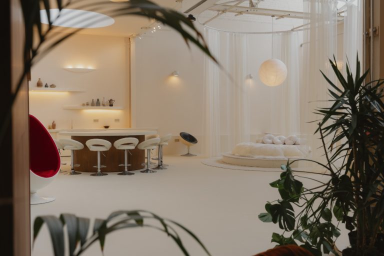 LUNAR, LONDON, E17 - SHOOTFACTORY - QUIRKY & UNUSUAL LOCATIONS