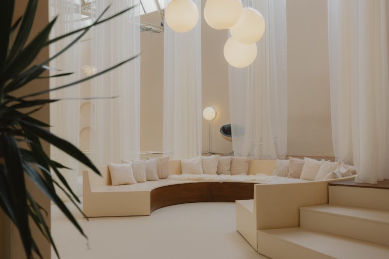 LUNAR, LONDON, E17 - SHOOTFACTORY - QUIRKY & UNUSUAL LOCATIONS