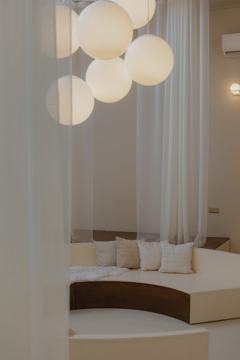 LUNAR, LONDON, E17 - SHOOTFACTORY - QUIRKY & UNUSUAL LOCATIONS
