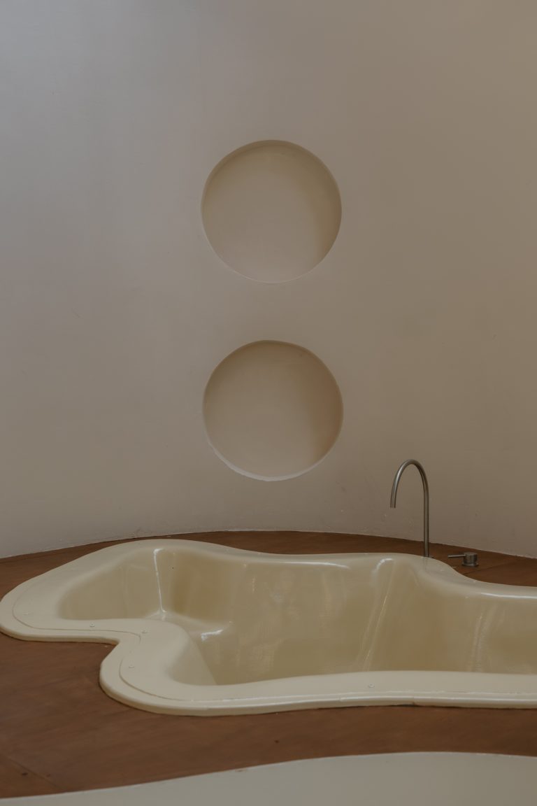 LUNAR, LONDON, E17 - SHOOTFACTORY - QUIRKY & UNUSUAL LOCATIONS