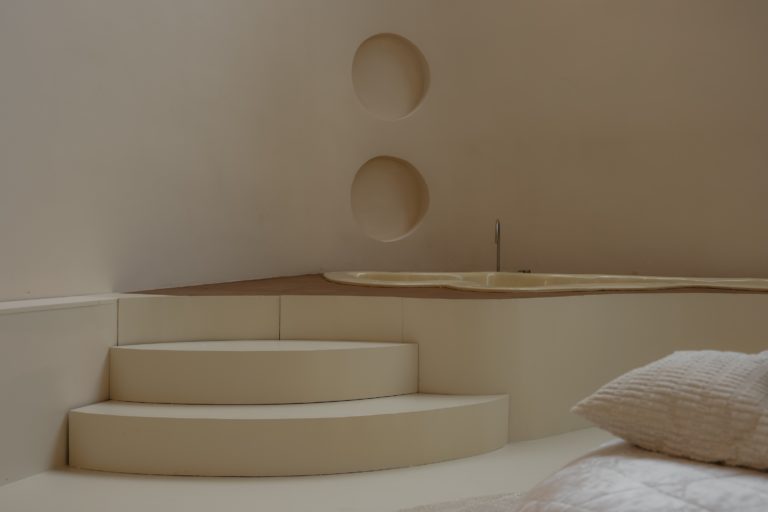 LUNAR, LONDON, E17 - SHOOTFACTORY - QUIRKY & UNUSUAL LOCATIONS