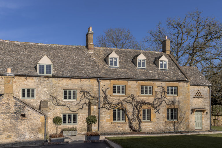 MANOR FARM GLOUCESTERSHIRE, GL56 - SHOOTFACTORY - OTHER UK HOUSES