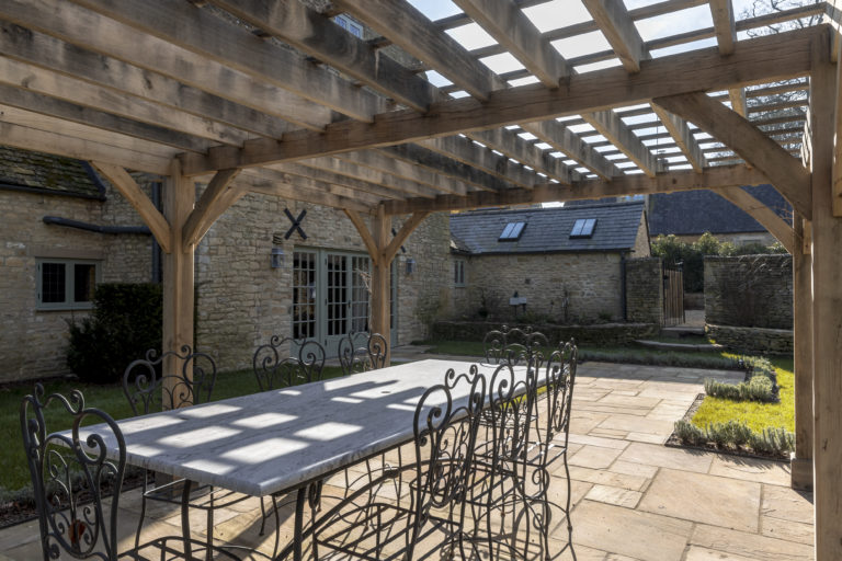 MANOR FARM GLOUCESTERSHIRE, GL56 - SHOOTFACTORY - OTHER UK HOUSES