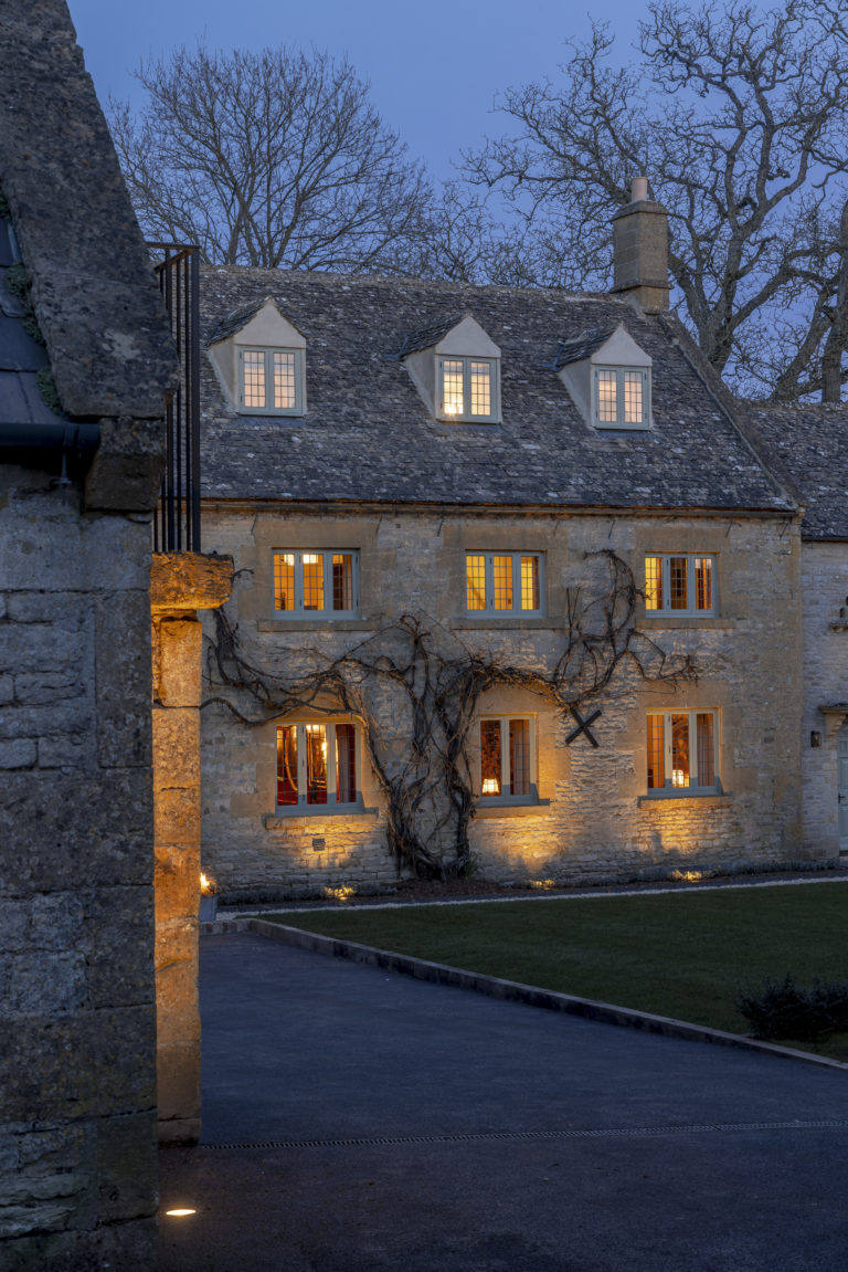 MANOR FARM GLOUCESTERSHIRE, GL56 - SHOOTFACTORY - OTHER UK HOUSES