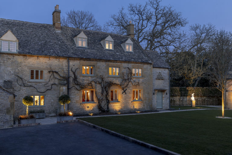 MANOR FARM GLOUCESTERSHIRE, GL56 - SHOOTFACTORY - OTHER UK HOUSES