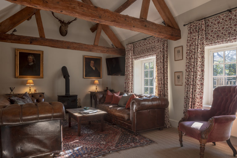 MANOR FARM GLOUCESTERSHIRE, GL56 - SHOOTFACTORY - OTHER UK HOUSES