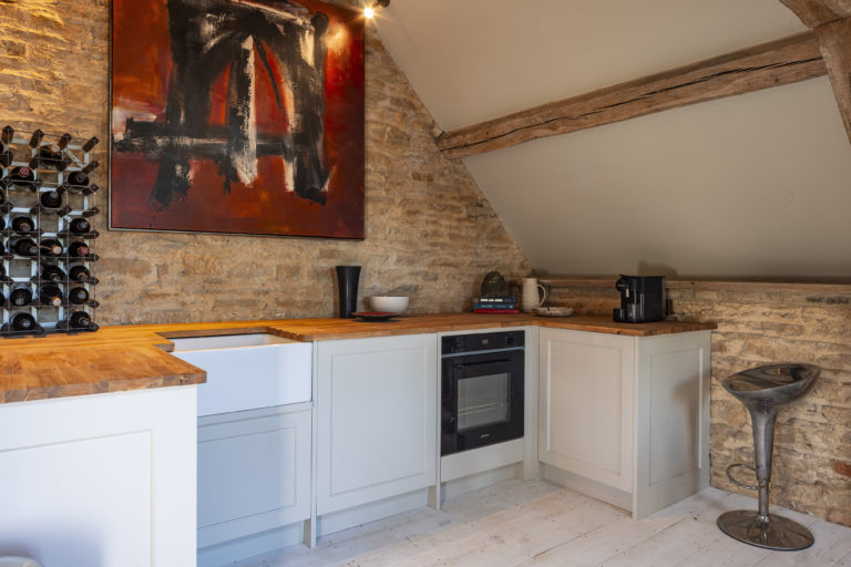 MANOR FARM GLOUCESTERSHIRE, GL56 - SHOOTFACTORY - OTHER UK HOUSES