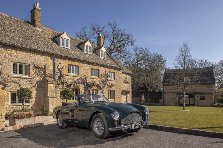 MANOR FARM GLOUCESTERSHIRE, GL56 - SHOOTFACTORY - OTHER UK HOUSES