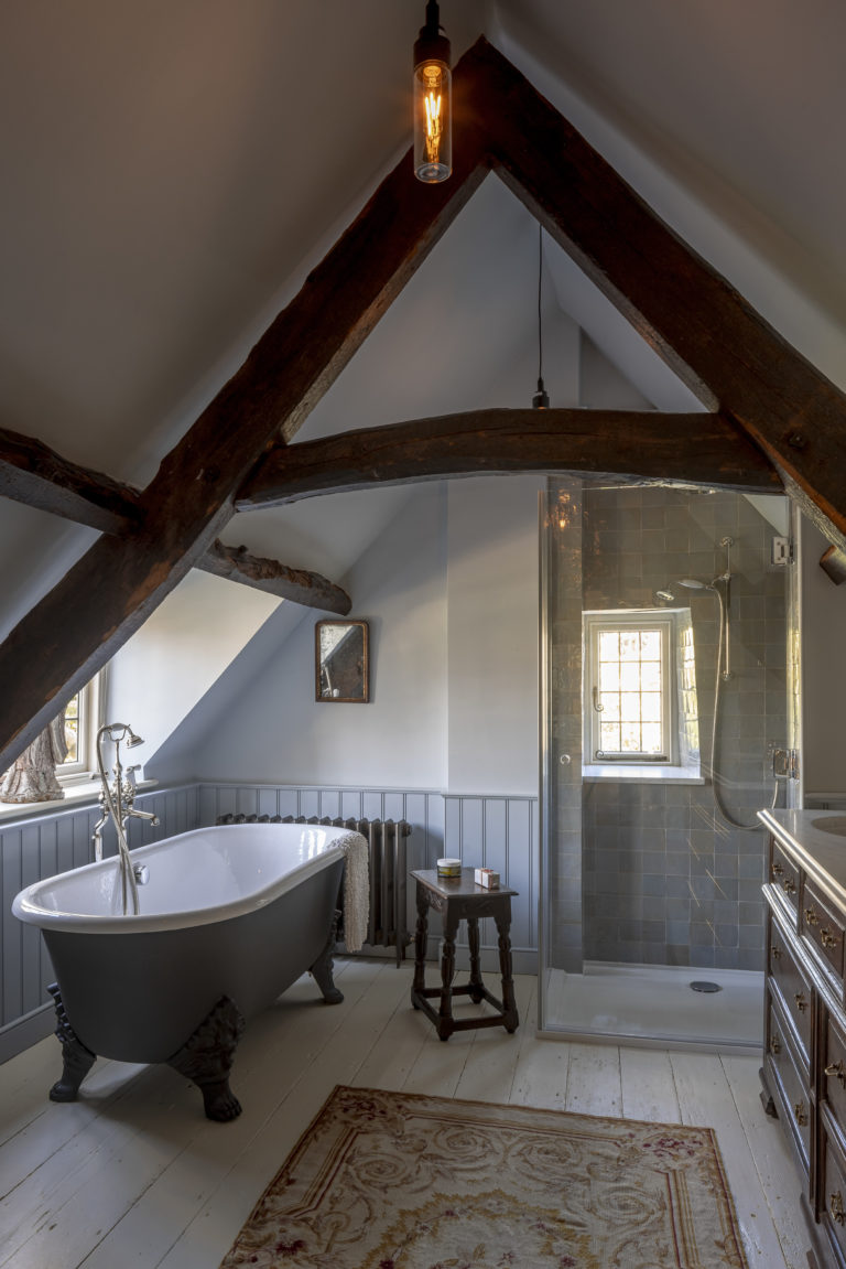 MANOR FARM GLOUCESTERSHIRE, GL56 - SHOOTFACTORY - OTHER UK HOUSES