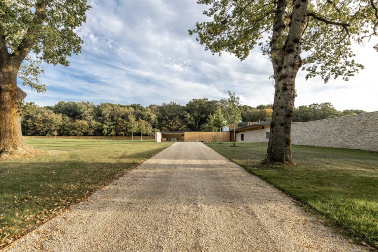 SHENFIELD FRYERNING, CM4 - SHOOTFACTORY - OTHER UK HOUSES