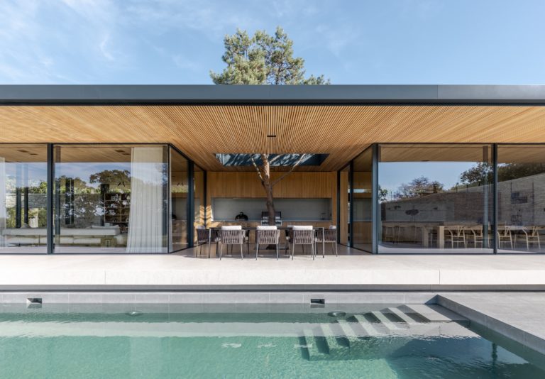 SHENFIELD FRYERNING, CM4 - SHOOTFACTORY - OTHER UK HOUSES