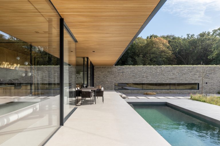 SHENFIELD FRYERNING, CM4 - SHOOTFACTORY - OTHER UK HOUSES