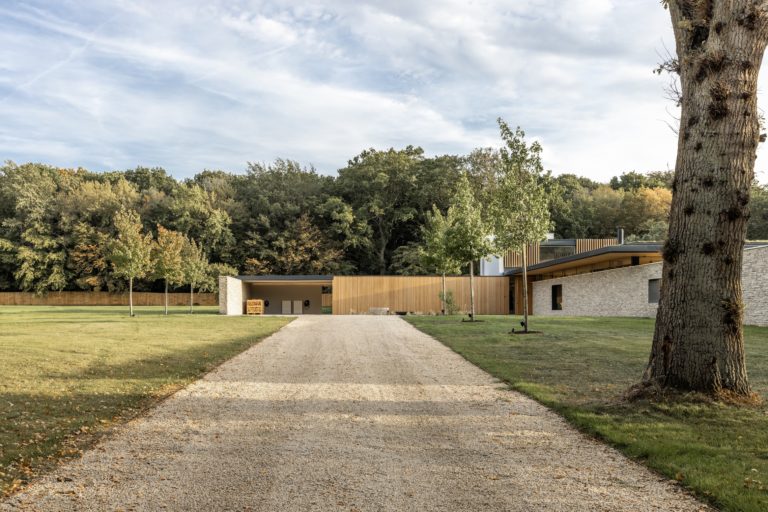 SHENFIELD FRYERNING, CM4 - SHOOTFACTORY - OTHER UK HOUSES