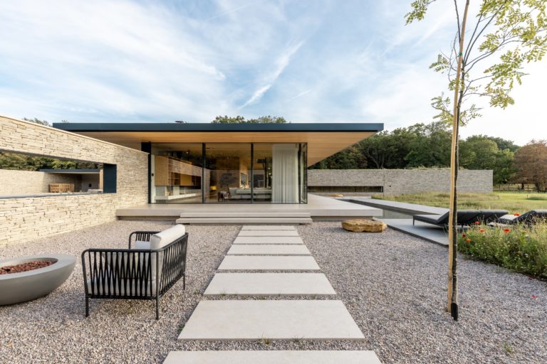 SHENFIELD FRYERNING, CM4 - SHOOTFACTORY - OTHER UK HOUSES