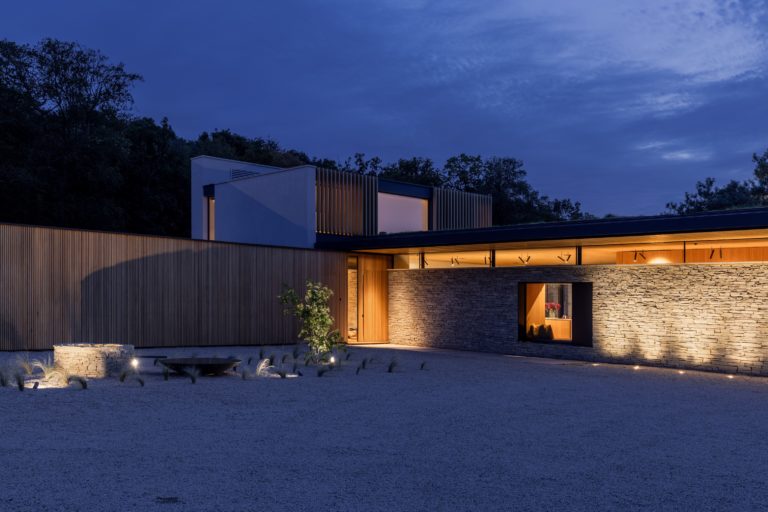SHENFIELD FRYERNING, CM4 - SHOOTFACTORY - OTHER UK HOUSES