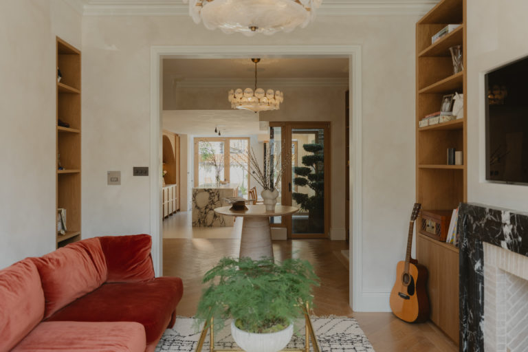 CLAPHAM LONDON, SW4 - SHOOTFACTORY - LONDON HOUSES