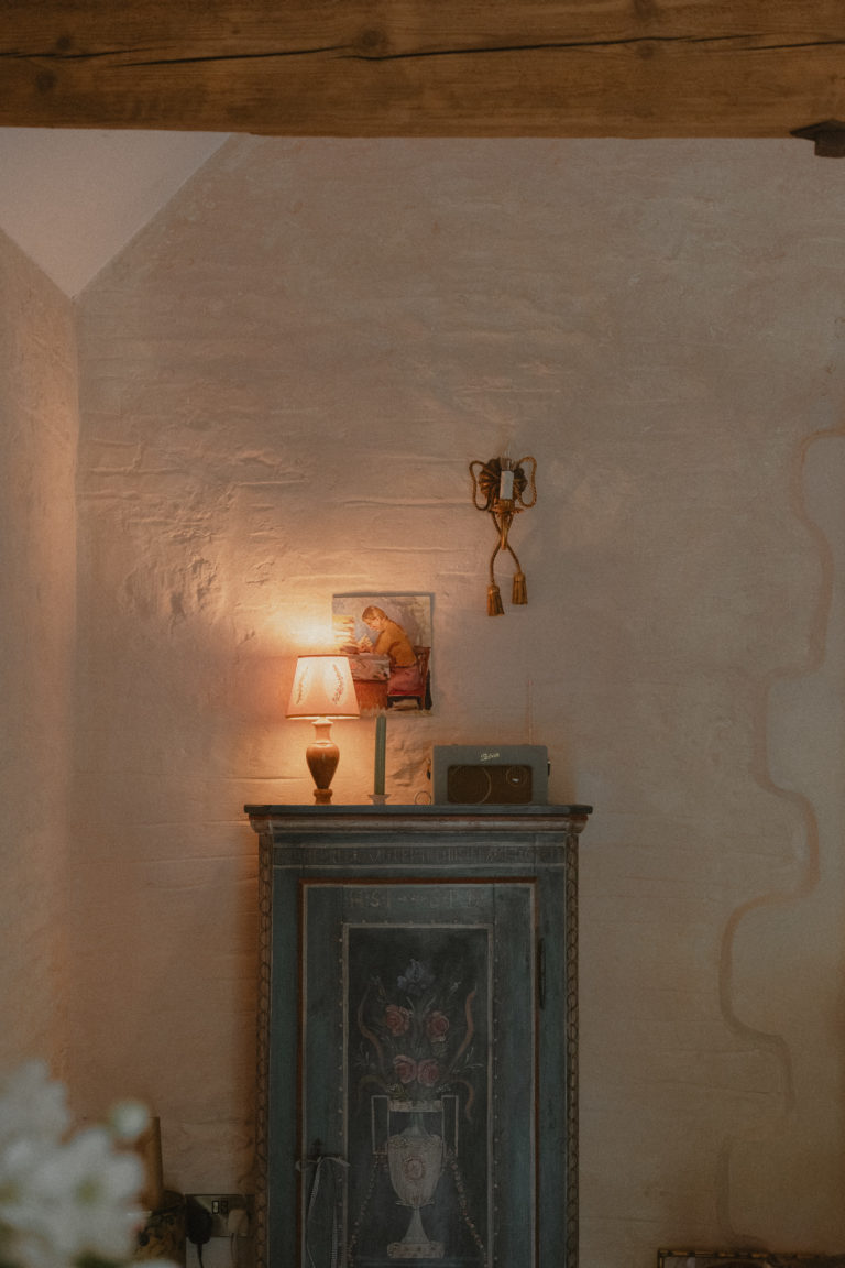 EMMANUEL GLOUCESTERSHIRE, GL54 - 4 - SHOOTFACTORY - OTHER UK HOUSES