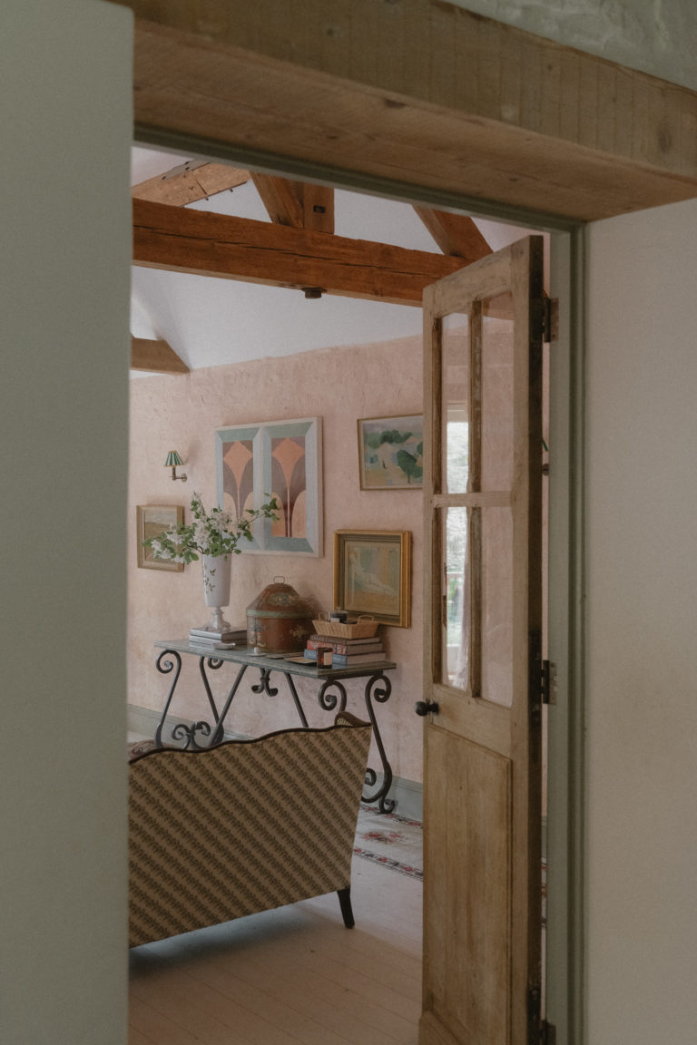 EMMANUEL GLOUCESTERSHIRE, GL54 - 4 - SHOOTFACTORY - OTHER UK HOUSES