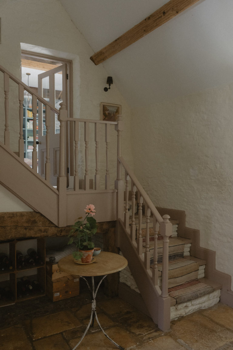 EMMANUEL GLOUCESTERSHIRE, GL54 - 4 - SHOOTFACTORY - OTHER UK HOUSES