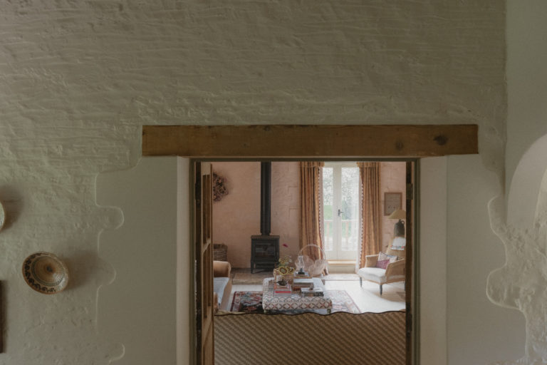 EMMANUEL GLOUCESTERSHIRE, GL54 - 4 - SHOOTFACTORY - OTHER UK HOUSES