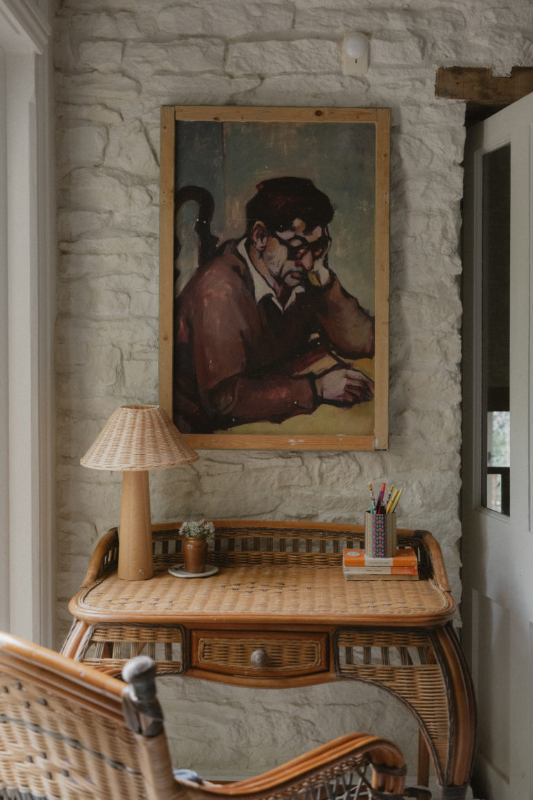 EMMANUEL GLOUCESTERSHIRE, GL54 - 4 - SHOOTFACTORY - OTHER UK HOUSES