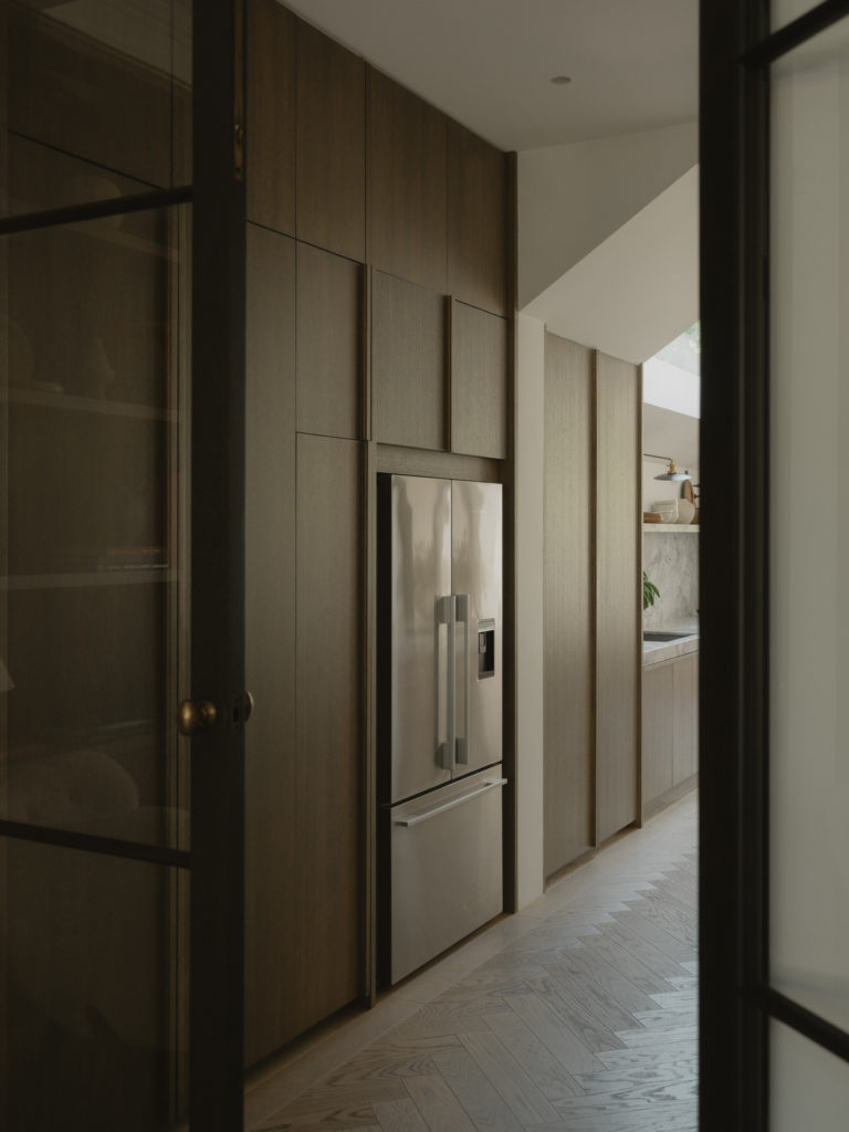 ELM, LONDON, SW13 - SHOOTFACTORY - LONDON HOUSES