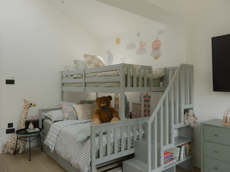 ELM, LONDON, SW13 - SHOOTFACTORY - LONDON HOUSES