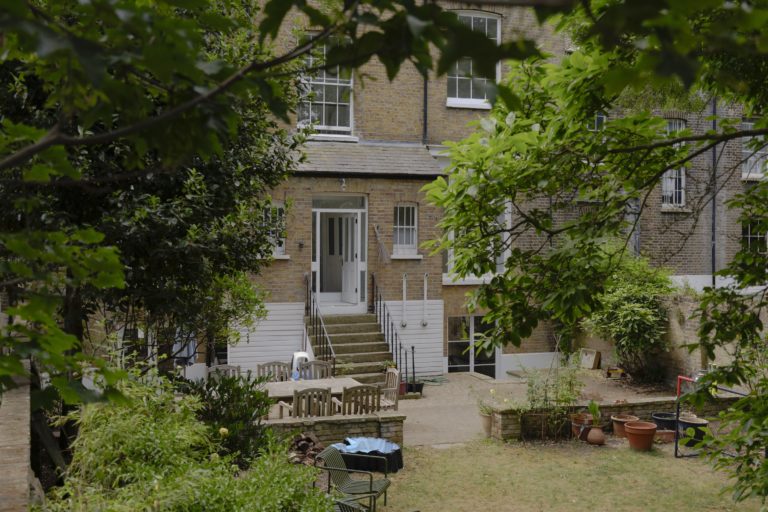 NEW CROSS, LONDON, SE14 - SHOOTFACTORY - LONDON HOUSES