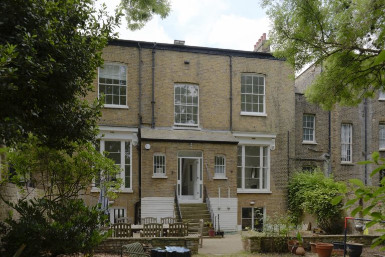 NEW CROSS, LONDON, SE14 - SHOOTFACTORY - LONDON HOUSES