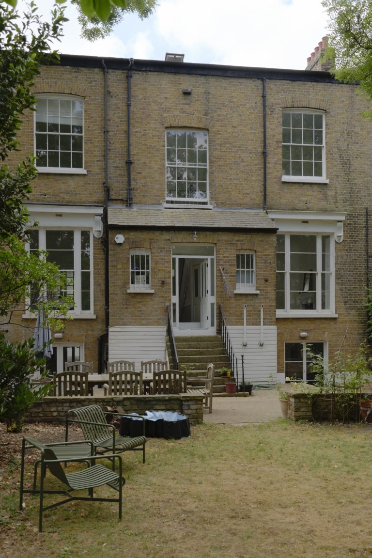 NEW CROSS, LONDON, SE14 - SHOOTFACTORY - LONDON HOUSES