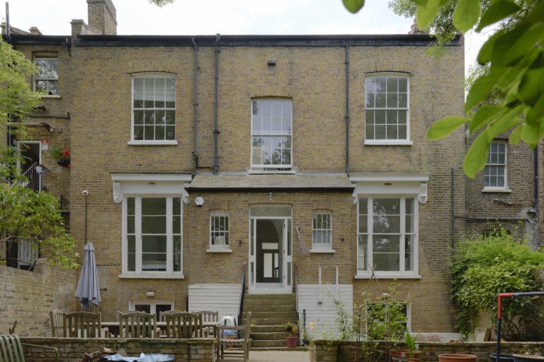 NEW CROSS, LONDON, SE14 - SHOOTFACTORY - LONDON HOUSES