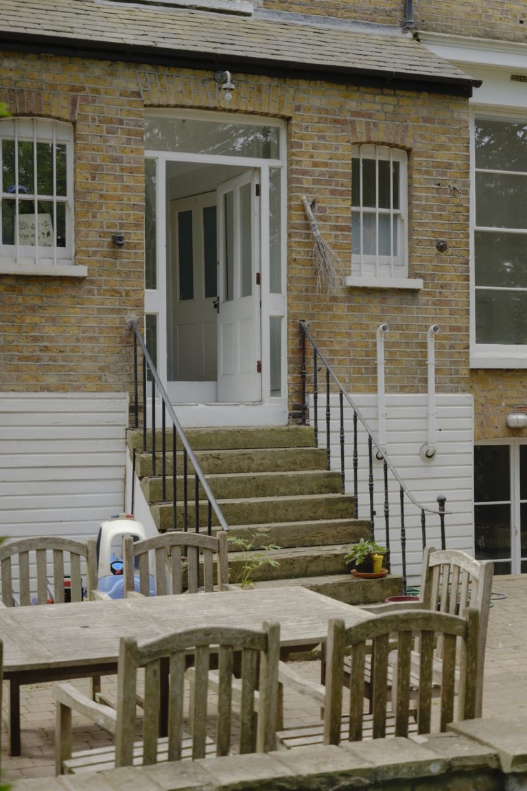 NEW CROSS, LONDON, SE14 - SHOOTFACTORY - LONDON HOUSES