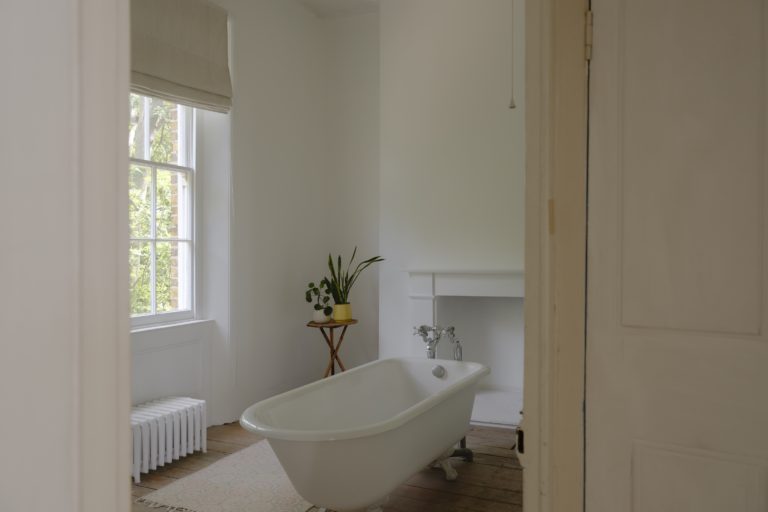 NEW CROSS, LONDON, SE14 - SHOOTFACTORY - LONDON HOUSES