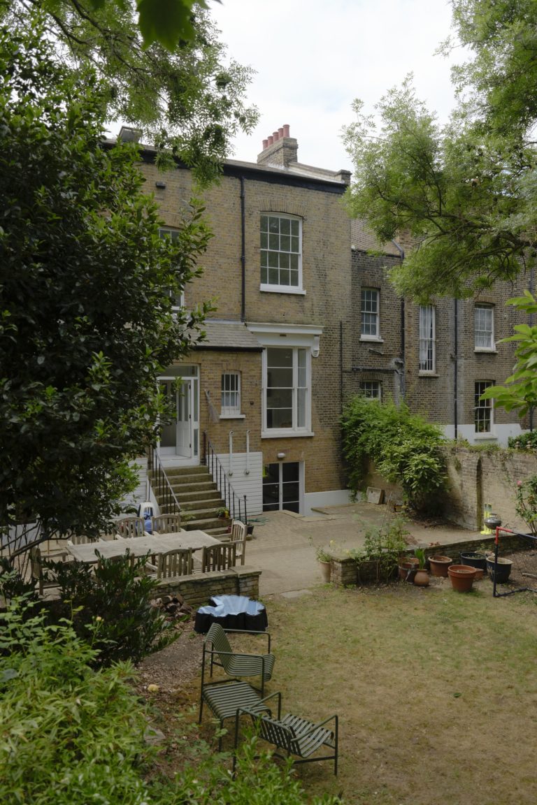 NEW CROSS, LONDON, SE14 - SHOOTFACTORY - LONDON HOUSES