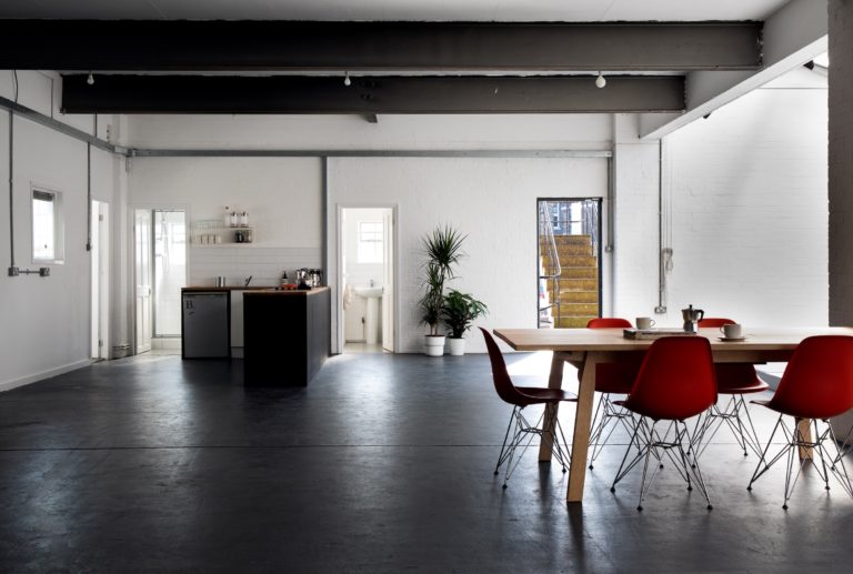 STOW STUDIO LONDON, E17 - SHOOTFACTORY - PHOTOGRAPHIC STUDIOS